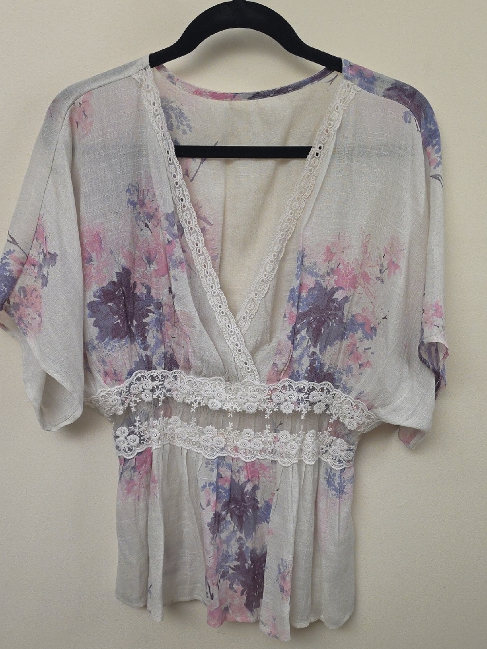 Floral Lace Trim V-Neck Blouse in White, Pink & Purple With Sheer Middle Sz L - Picture 2 of 6